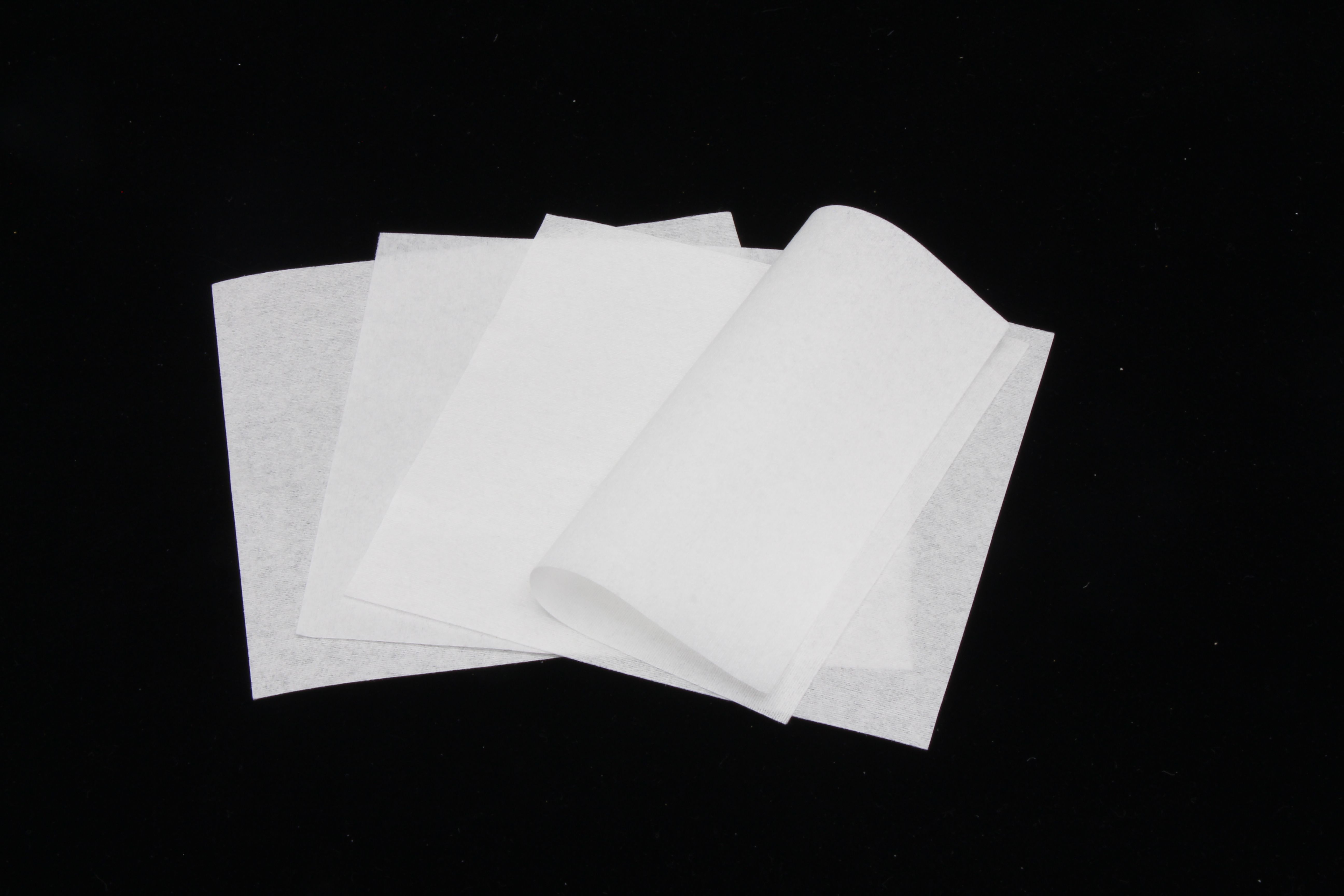 Der Unterschied zwischen Vliestüchern und normalem Papier